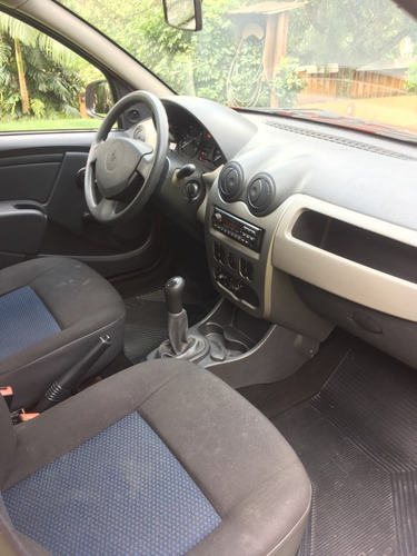 Renault Sandero 1.0 16v Authentique Hi-flex 5p
