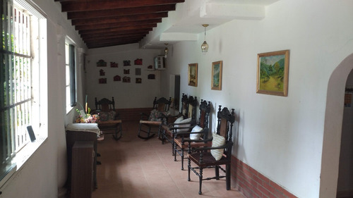 Casa En Venta Higuerote Club Campestre El Paraiso A Iz