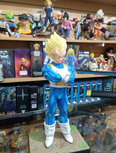 Figura Anime Vegeta Super Saiyan Dragón Ball Z 29cm