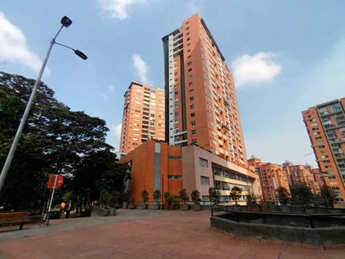 Apartamento En Arriendo Centro Internacional 303-110199