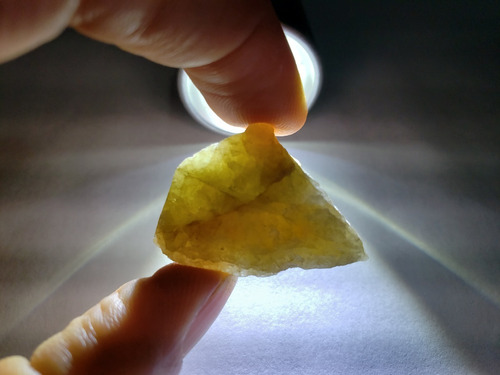 Heliodoro Berilo Amarelo Bruto Natural 7 Gramas- Universo 22
