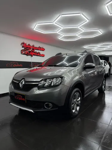 Renault Stepway 1.6 Intense Automática