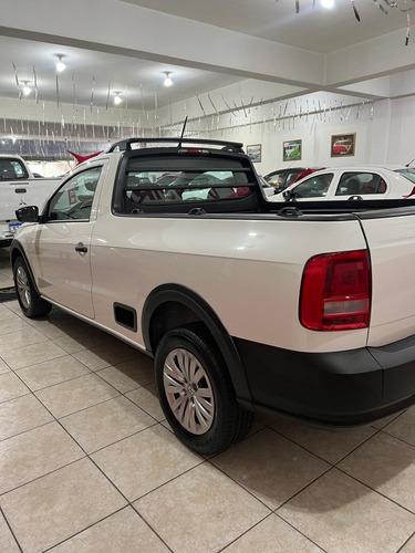 Volkswagen Saveiro 1.6 Robust Cab. Simples Total Flex 2p