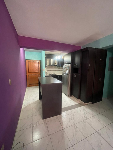 Se Vende Apartamento En Terraza El Limon, Remodelado 