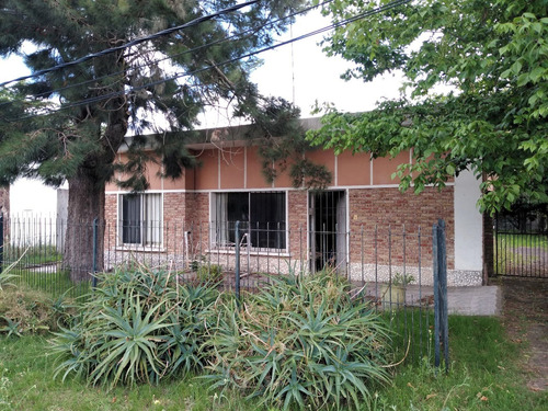 Venta Casa 3 Dormitorios, Costa Azul Al Sur