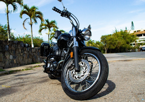 V-star Midnight Custom 650cc 2006