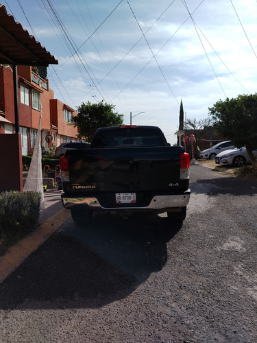 Toyota Tundra 5.7 Ltd V8 Doble Cab 4x4 At