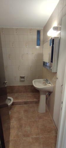 Imagen 8 de 8 de Liquida Dpto De 2 Dorm. Balcón Illia Y Chacabuco