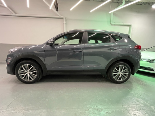 Imagen 7 de 18 de Hyundai Tucson 2.0 Automatica 4x2 Impecable Modelo 2017!