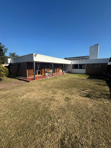 Casa 4 Dor, Gran Lote Con Pile, Cerro De Las Rosas