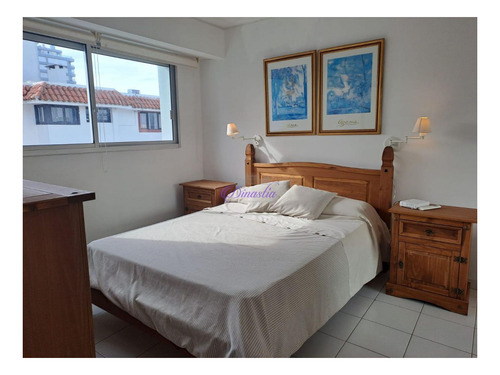 Imagen 6 de 19 de Venta Y Venta Temporario Apartamento Penthouse De 2 Dormitorios En Península, Punta Del Este.