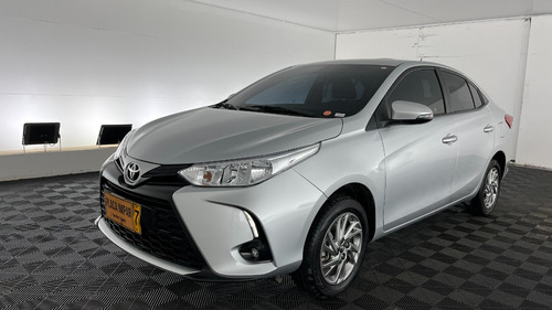 Toyota Yaris Xs