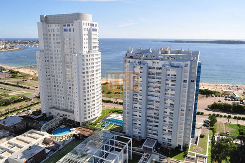 Imagen 11 de 30 de Apartamento En Mansa, 2 Dormitorios