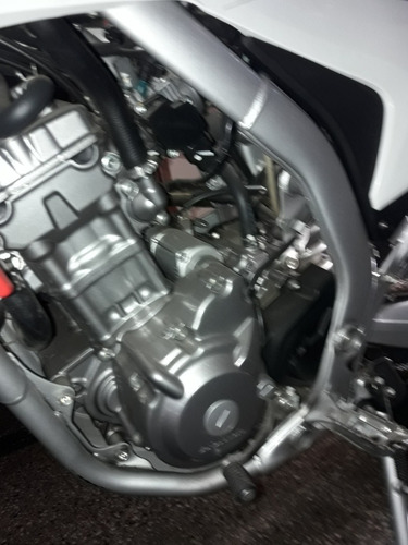 Imagen 5 de 9 de Honda Crf250l Japonesa Vendo Opermuto Zona Olivos Excelente