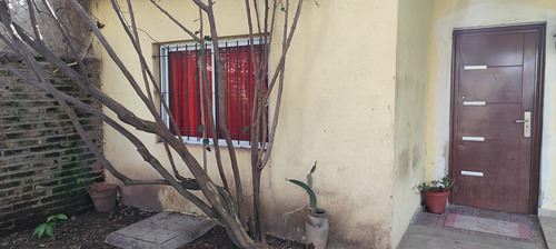 Venta Casa De 3 Dormitorios En Baigorria