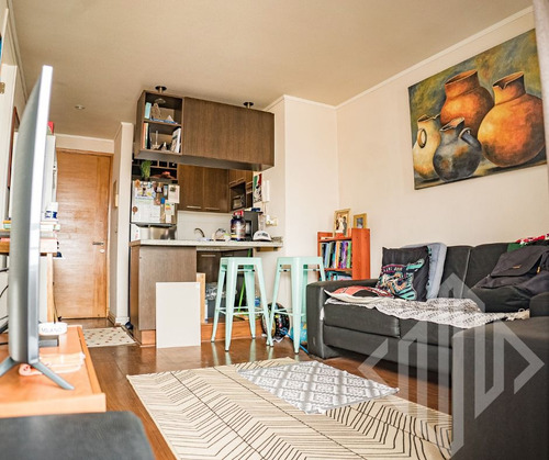 Se Vende Departamento Frente A Ucn / 1 Dorm + 1 Baño