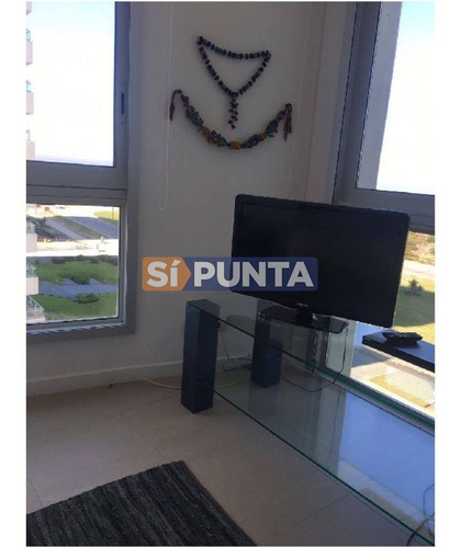 Imagen 20 de 30 de Venta De Apartamento De 3 Dormitorios En Edificio Le Parc Punta Del Este