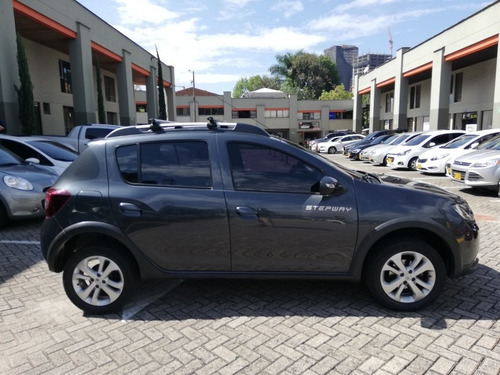 Renault Stepway 2018 1.6 Expression / Zen