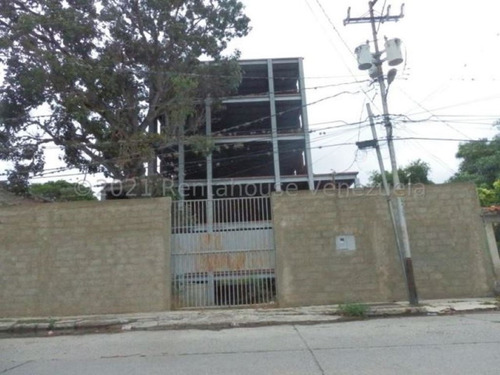 Imagen 1 de 30 de Terrenos En Venta Zona Centro Barquisimeto 22-8391 #m