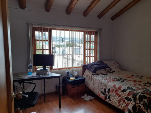 Vendo Hermosa Y Amplia Casa. Sector San José Del Valle. Frente A Supermercado Santa María