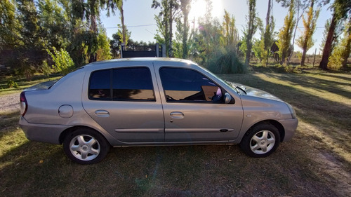 Imagen 15 de 25 de Vendo Renault Clío 2 1.5 Dci Turbo Diesel