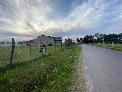 Imagen 2 de 5 de 2 Lotes En Venta - Barrio La Martina, Luján