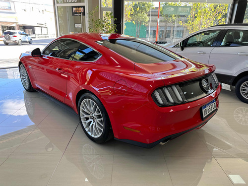 Ford Mustang 5.0 Gt 421cv