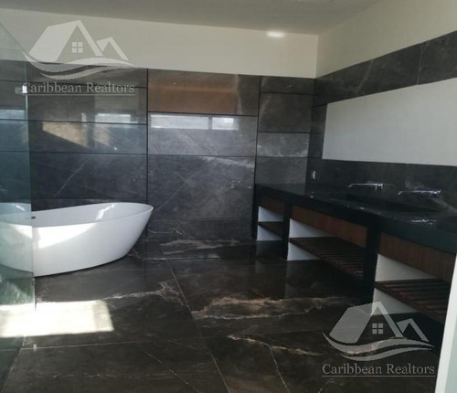 Imagen 15 de 23 de Casa De Lujo En Venta En Puerto Cancún Canales Alrz5000