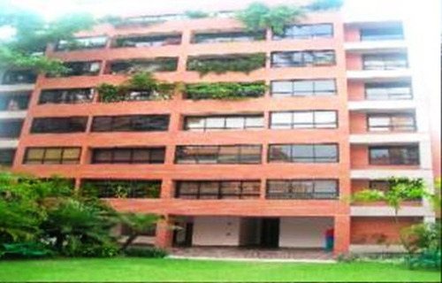 Moderno Y Amplio Apartamento Remodelado En Campo Alegre 24-526ag  