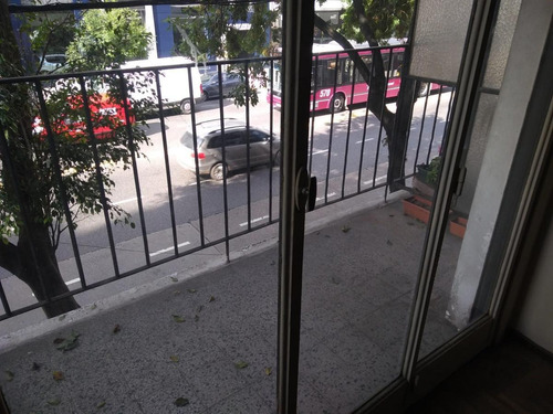 Imagen 5 de 17 de Departamento -3 Amb. Con Dependencia- Rivadavia 6100- Caballito