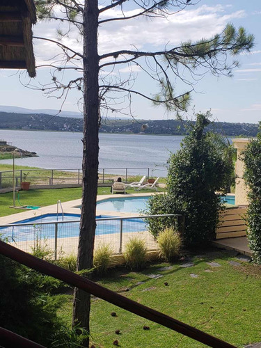 Cabaña Sobre El Lago Carlos Paz - Alquiler Temporal - Costa Azul