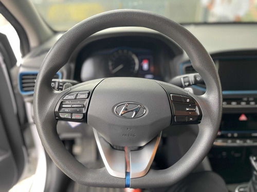Imagen 11 de 12 de Hyundai Ioniq 2019 1.6 Limited