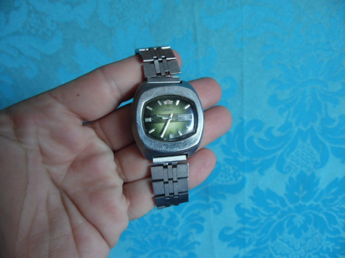 Relógio De Pulso Orient Automatico Funcionando Fundo Verde