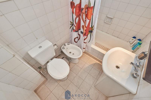 Imagen 17 de 21 de Retasado! Departamento En Venta 4 Amb Muy Luminoso