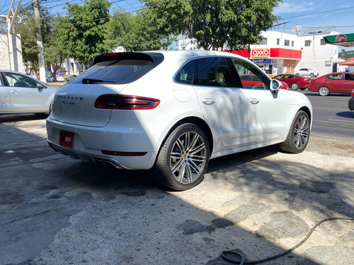 Porsche Macan 3.6 Turbo At