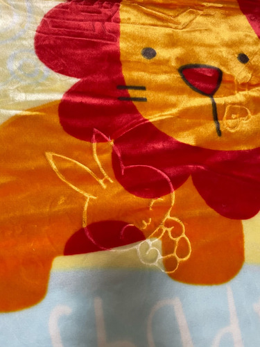 Cobertor Cunero Para Bebe 100x120cm Extra Suave Calientito León Amarillo Lisa