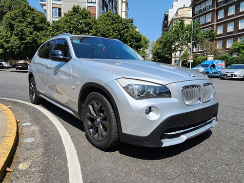 Imagen 3 de 10 de Bmw X1 3.0 Xdrive 28i Executive 265cv 2011 92.000km