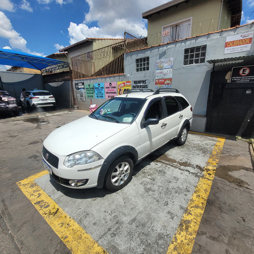 Fiat Palio Weekend 1.8 Trekking Flex 5p