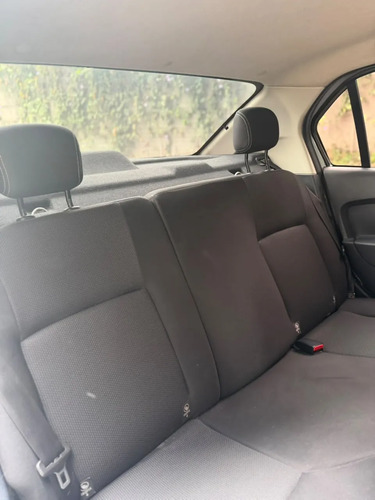 Renault Logan 1.6 Expression / Life +