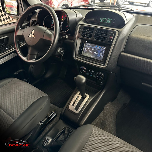 Mitsubishi Pajero Tr4 automática 4x4