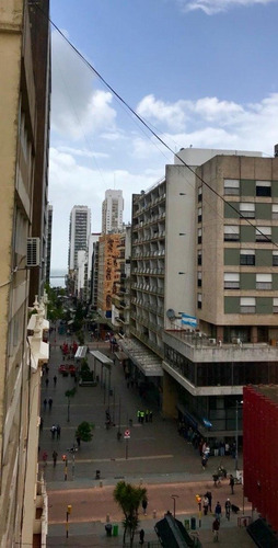 Imagen 4 de 12 de Venta 3 Ambientes Con Balcon - Zona Centro