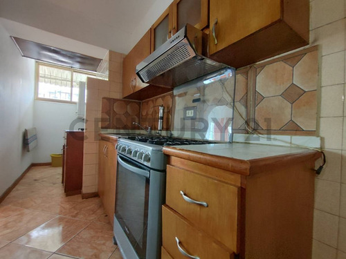 Alquiler Apartamento En Av Bolivar Los Teques