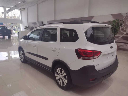 Imagen 2 de 14 de Chevrolet Spin Active 7a At Congela Precio 2022- Tm