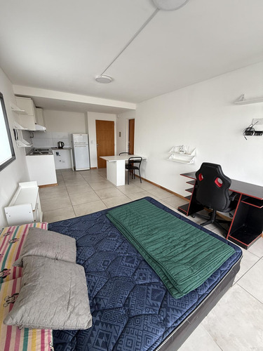 Departamento En Luis Agote