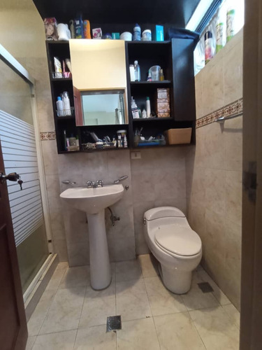 Venta Townhouse Conjunto Villas Shirak, Mañongo Naguanagua