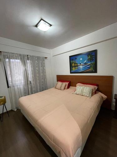 Departamento En Venta De 3 Ambientes Con Balcón Y Espacio Guardacoche- Wilde