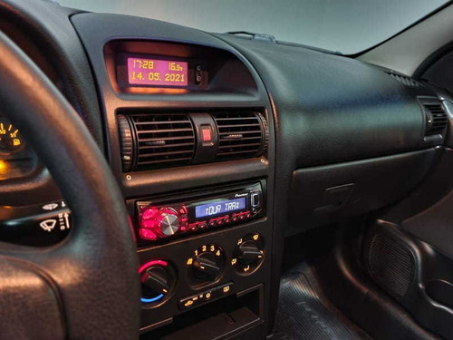 Imagem 7 de 14 de Chevrolet Astra Sedan Advantage 2.0 Flex