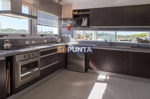 Imagen 8 de 16 de Apartamento En Venta - Brava