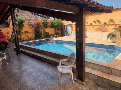 Imagem 4 de 14 de Reg-21 Maravilhosa Casa 3 Dormitórios Com Piscina No Caiçara