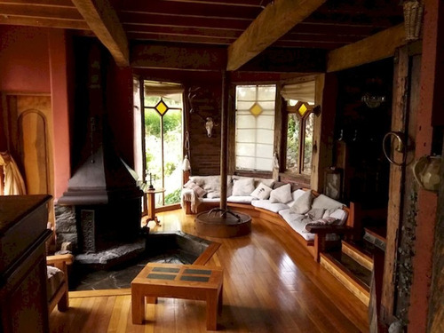 Imagen 2 de 17 de Maravillosa Casa En Venta En Pucón Con Vista Al Lago